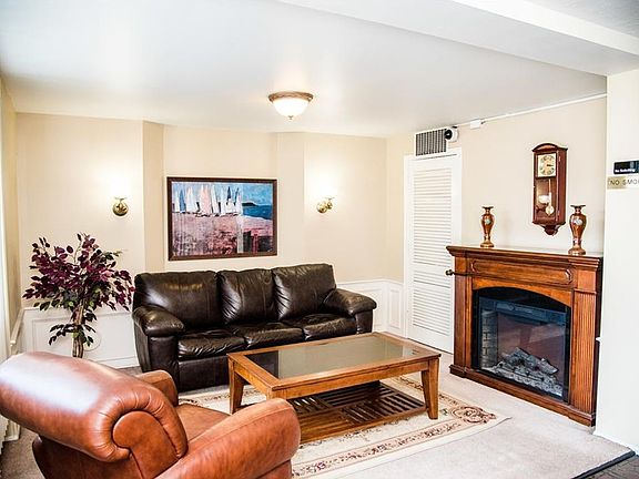 3rd image of 11811 Lake Ave APT 801