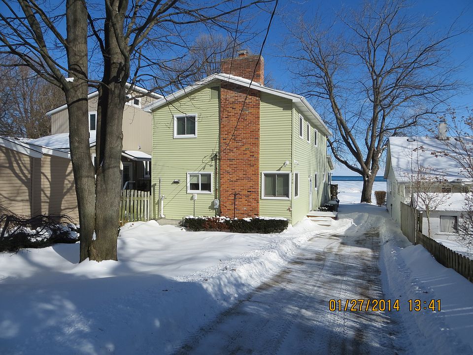 Lake front house from road