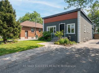 30 Maple Ave N, Mississauga, ON