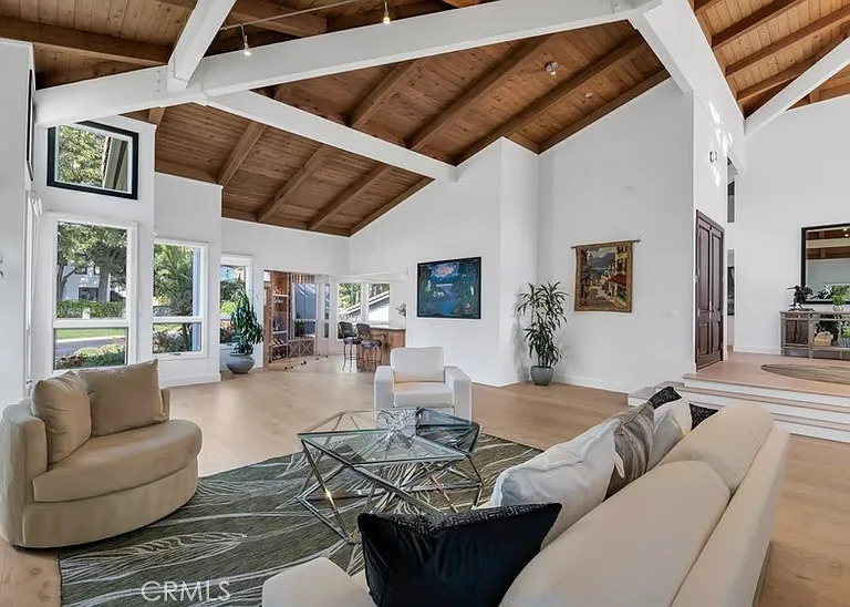 4514 Rayburn St — Photo 3