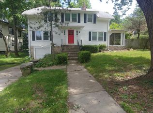 4919 Troostwood Rd, Kansas City, MO 64110