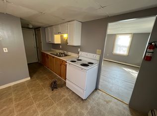14 Joy St #2, Pittsfield, NH 03263