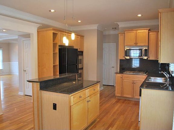 5th image of 5195 Highland Lake Dr