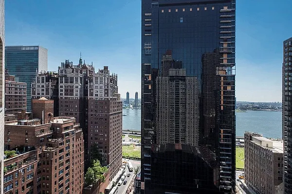 Sold by Rose Associates, Inc | media 26