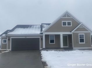 476 Seneca Ridge Dr #6, Middleville, MI 49333