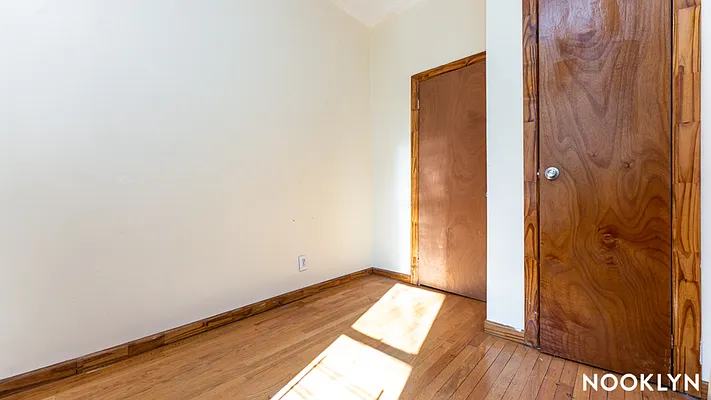 Rented by Nooklyn NYC LLC | media 12