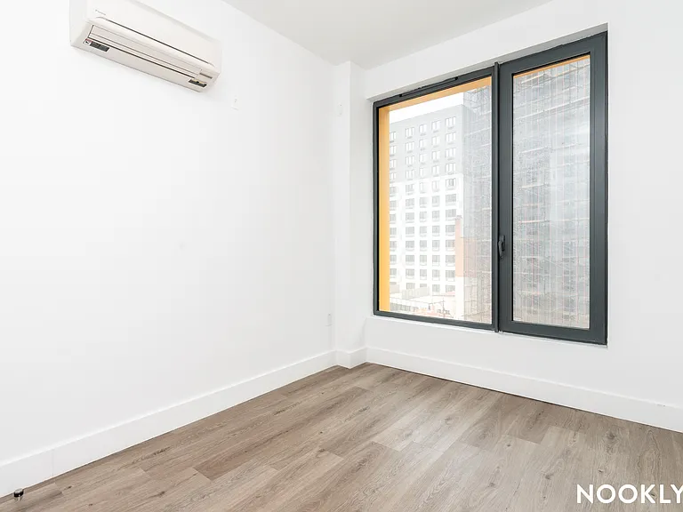 322 Grand Concourse #803 — Photo 12