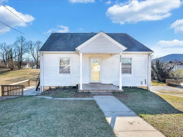2003 Fallon Ave SE, Roanoke, VA 24013
