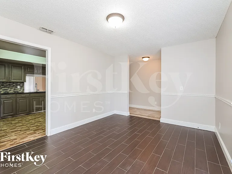 7652 Clubhouse Estates Dr — Photo 10