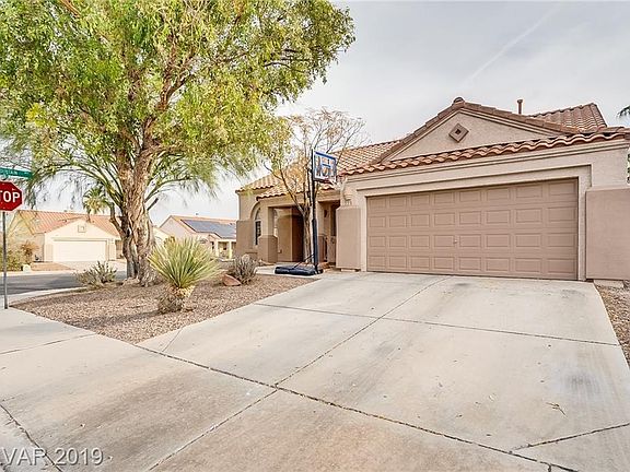 2nd image of 530 Silent Siesta Dr