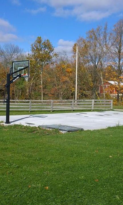2nd image of 3635 Castle Rd