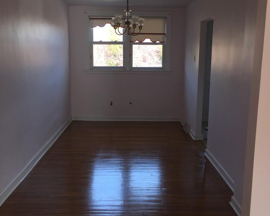 1st image of 3623 Stanwood St