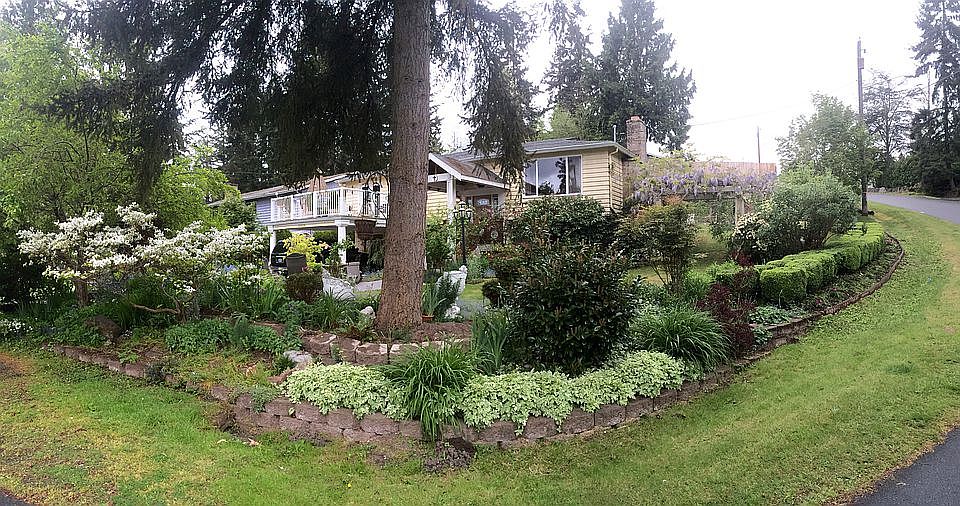Corner lot