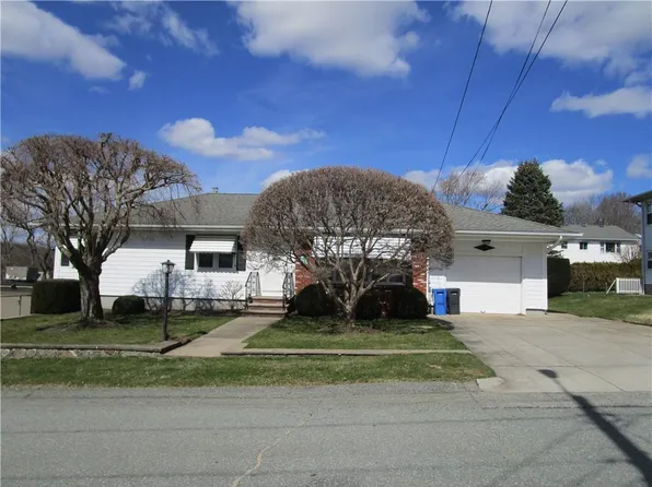 185 Oxford St, Cranston, RI 02920