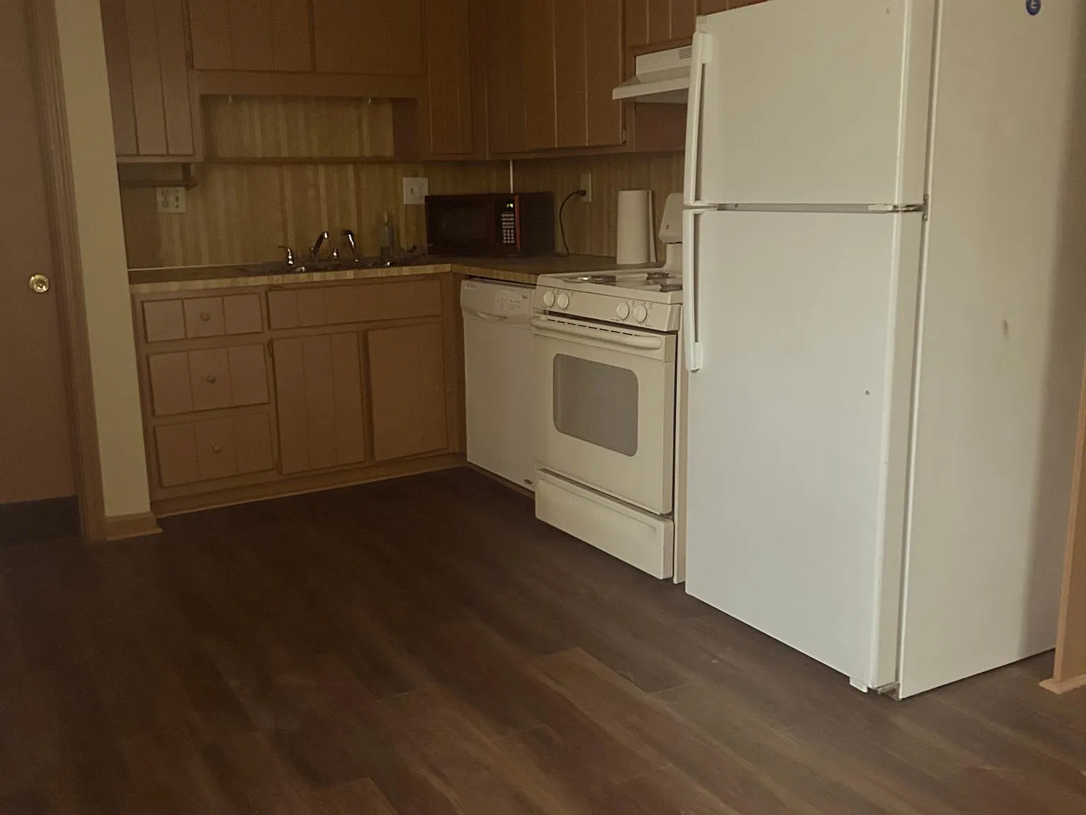 1156 Jill Ln SW — Photo 3