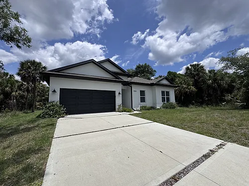 1223 Koltenborn Rd Photo 1