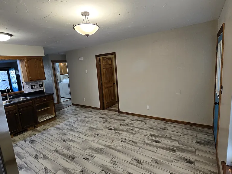 2731 S Moore Ave #A — Photo 15