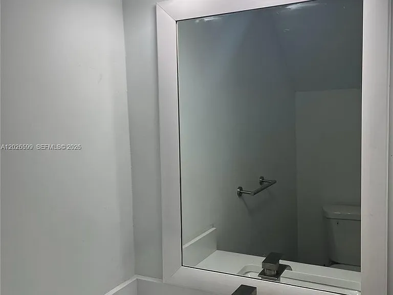 2466 Taylor St #4B — Photo 5