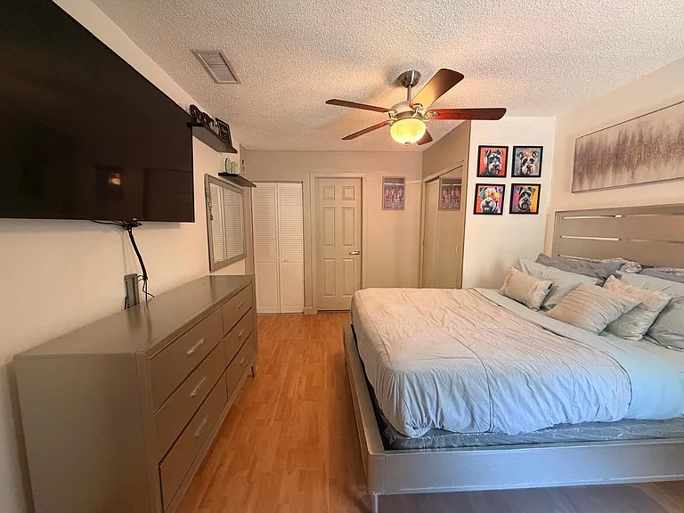 1902 SW Aladdin St — Photo 14