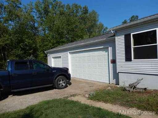 2nd image of 7808 Saint Clair Hwy