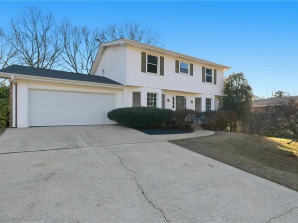 3119 Windfield Cir, Tucker, GA 30084
