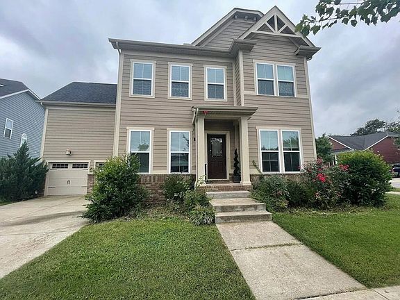 2nd image of 202 Cooper Ledge Cir