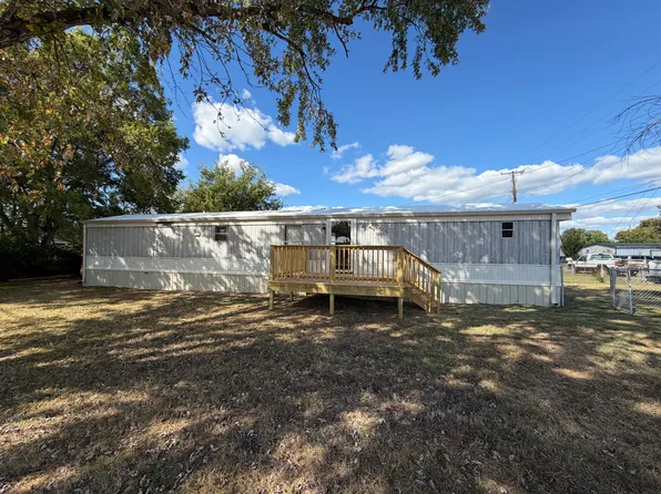 701 Willow View Dr, La Vergne, TN 37086