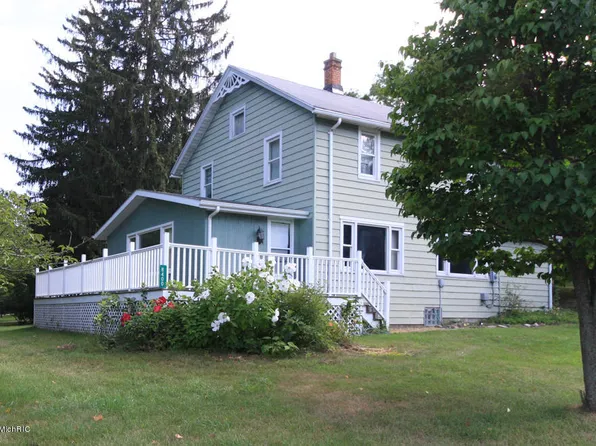 8400 N Riverview Dr, Kalamazoo, MI 49004