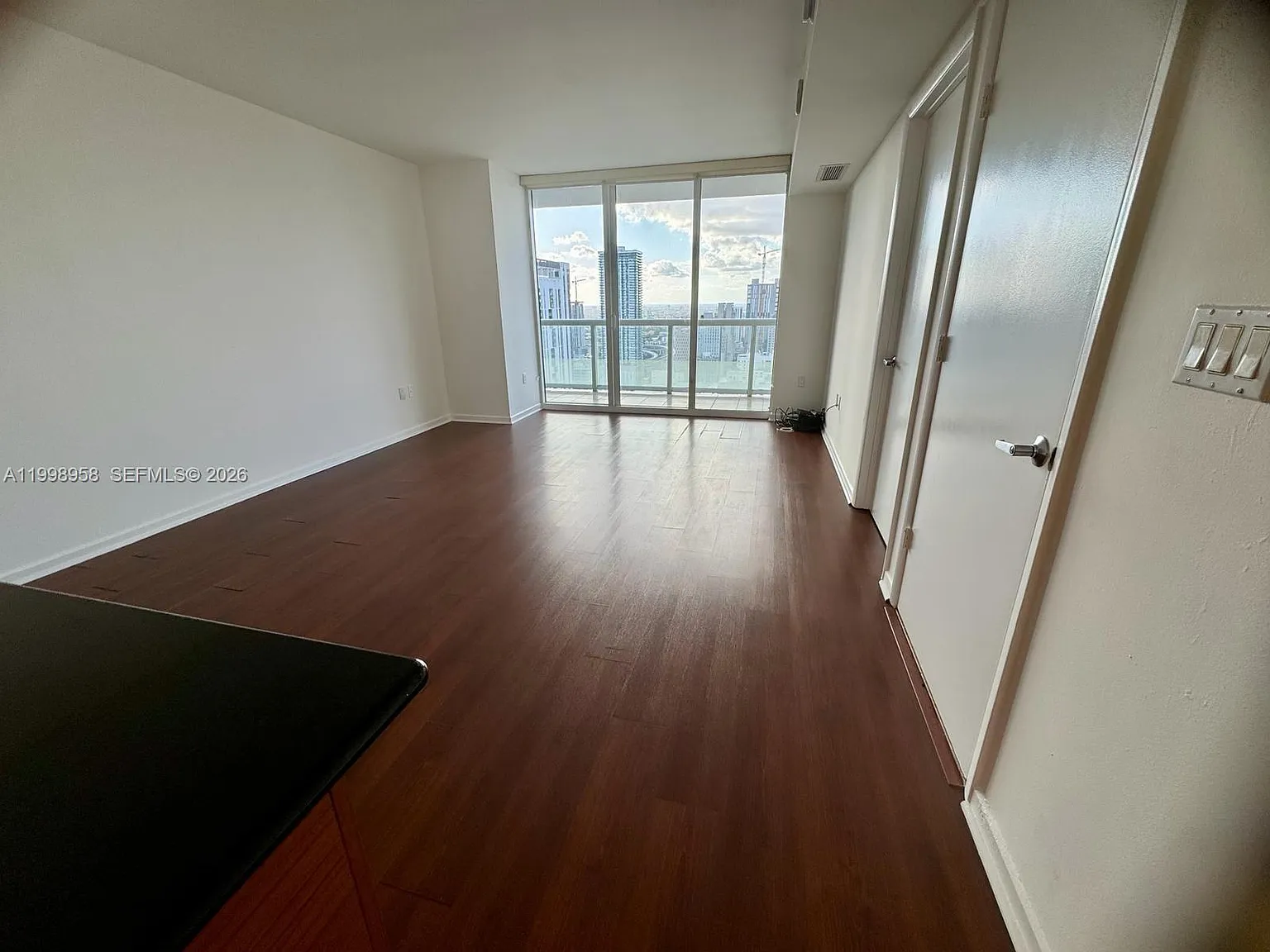 50 Biscayne Condo — Photo 3