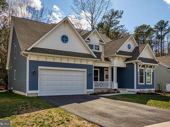 3rd image of 29592 Ashland Dr