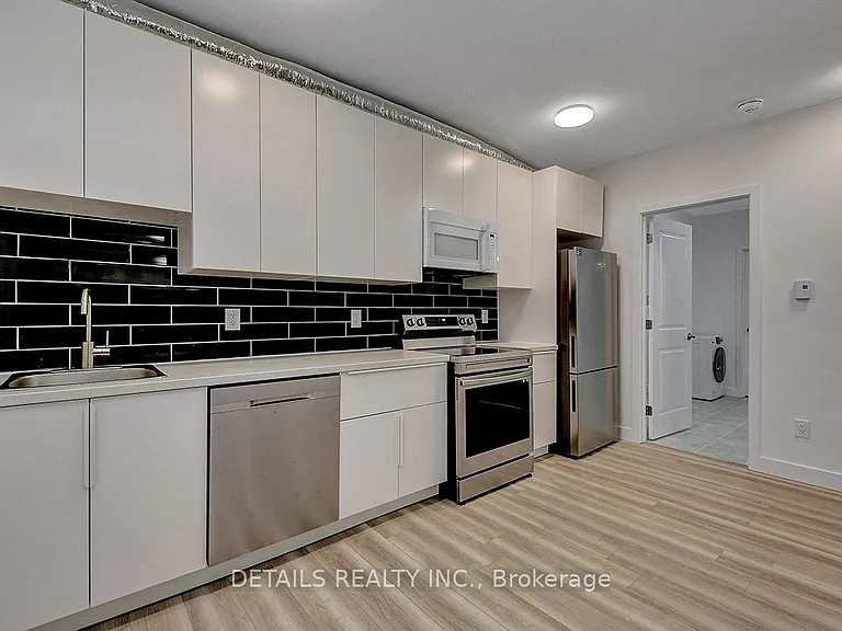 285 A Montfort St #B — Photo 5