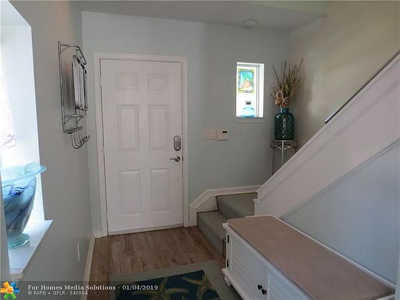 2nd image of 2002 Oceanwalk Ter APT 200