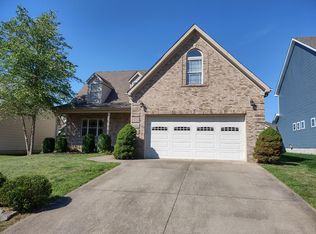 2945 Peaks Mill Dr, Lexington, KY 40511