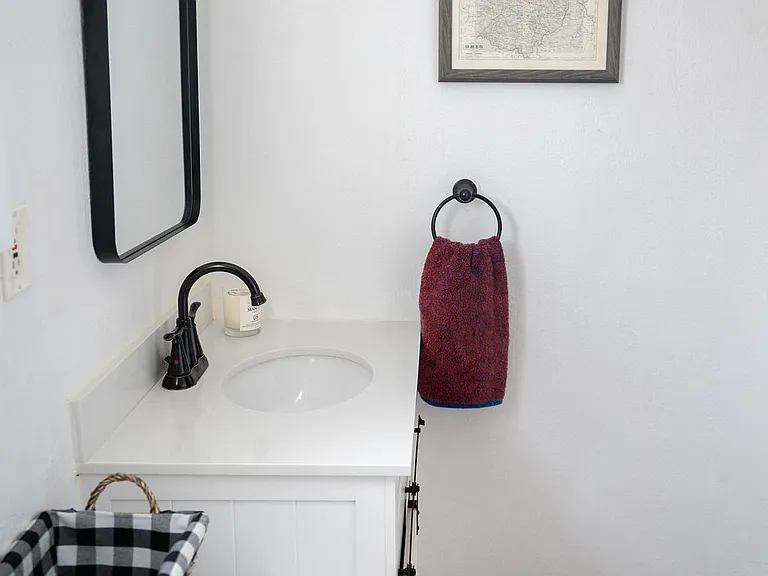 1st floor bath