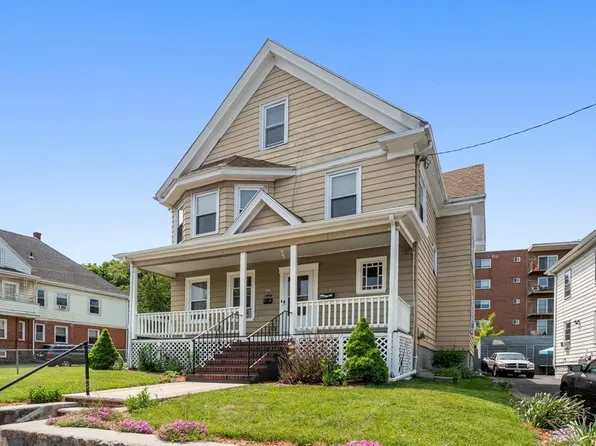 90 Garfield Ave, Chelsea, MA 02150