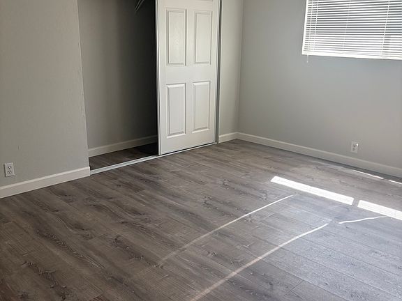 4th image of 3524 Durfee Ave #15