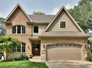 974 S Fairfield Ave, Elmhurst, IL
