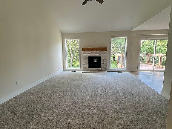 3rd image of 12444 Hurrelbrink Rd