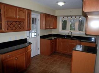 449 Dwight Rd, Springfield, MA 01108