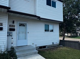 2655 135th Ave NW, Edmonton, AB T5A3S3
