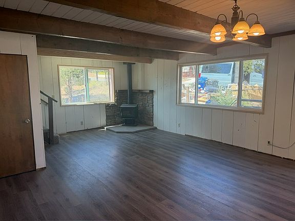 2nd image of 1316 Flintridge Ave