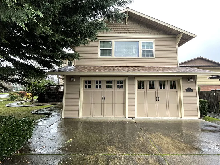 5514 NE Halsey St — Photo 29