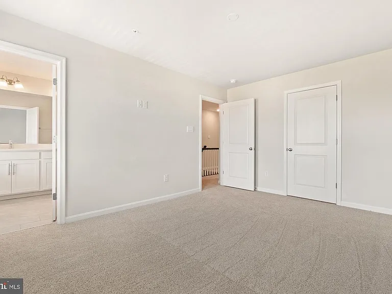 450 Herringbone Way — Photo 25