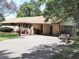 264 Church Dr, Fontana, WI 53125