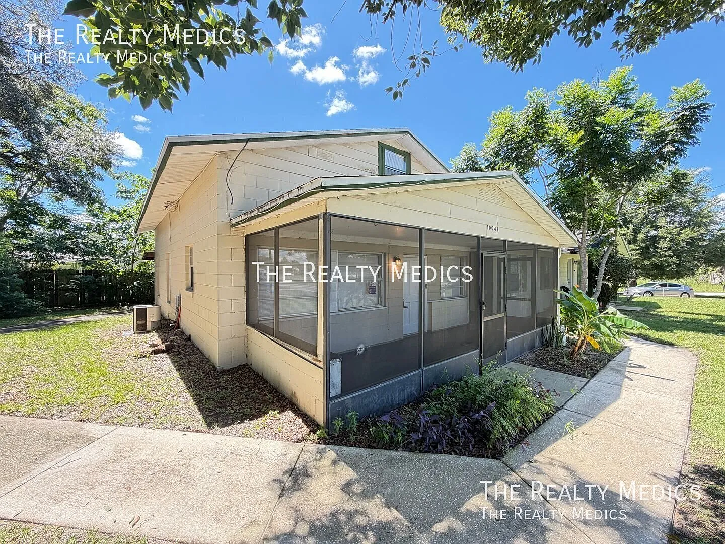 Sunset State of Mind | Charming 3BD / 1.5BA on Sunset Harbor Rd! Your New Chapter Has a Summerfie... — Photo 2