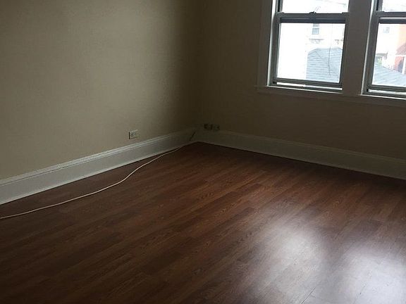 4th image of 21-25 23rd St #2L
