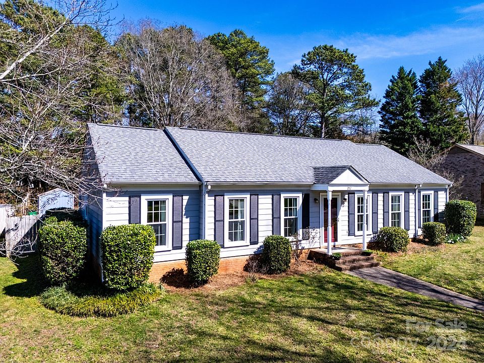 1st image of 222 Sunnywood Ln