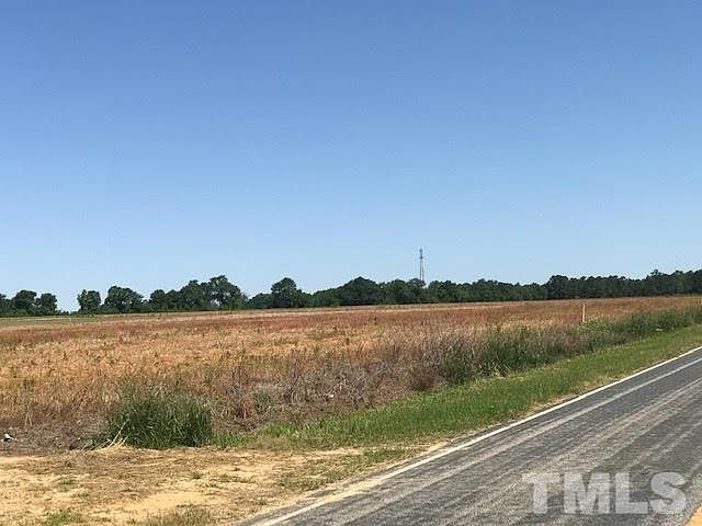 2nd image of 984 W Strickland Rd