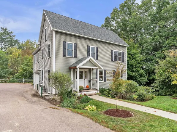 390 Colchester Avenue, Burlington, VT 05401