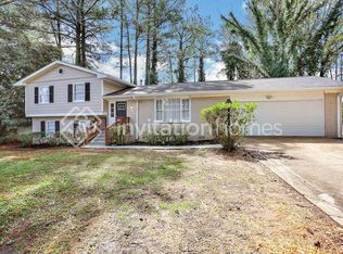 3410 Ravenswood Dr, Atlanta, GA 30349